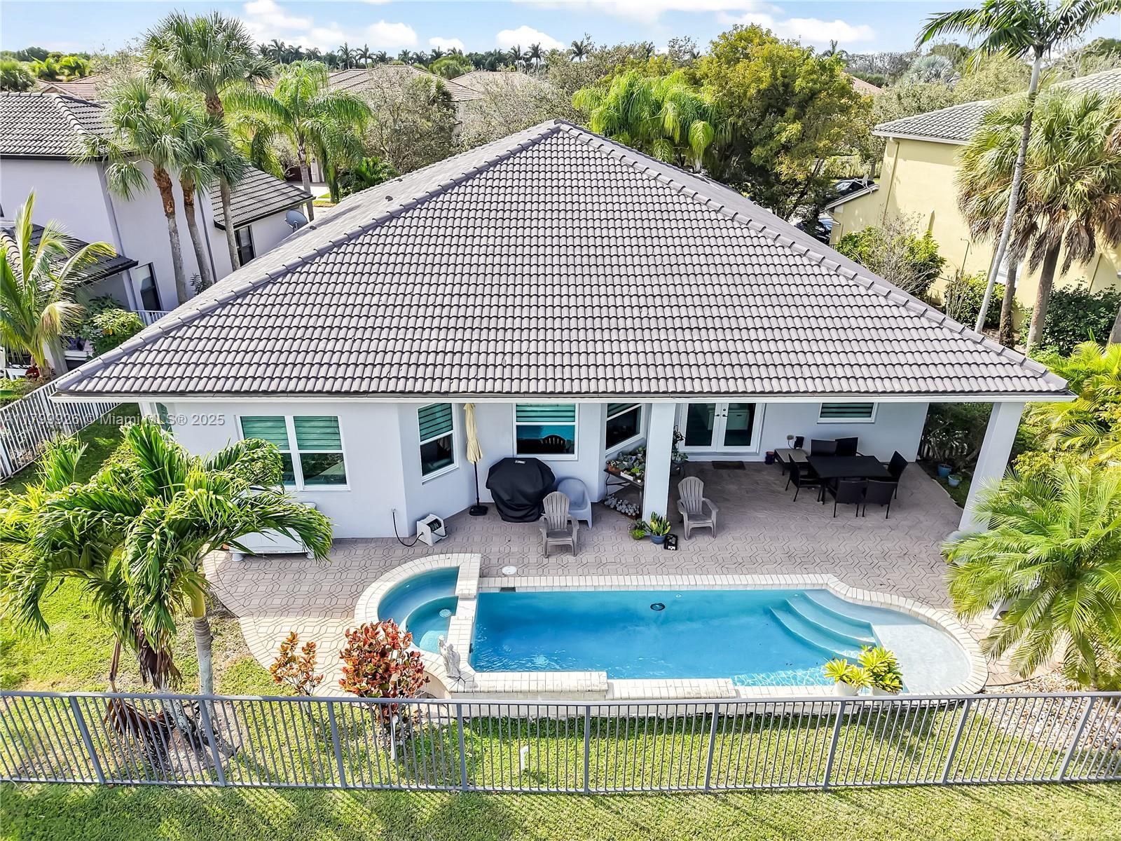 3816 W Hibiscus St 3816
