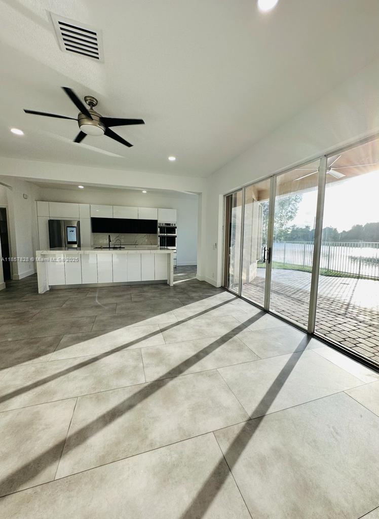 SECTOR 7-PARCEL Q - Residential