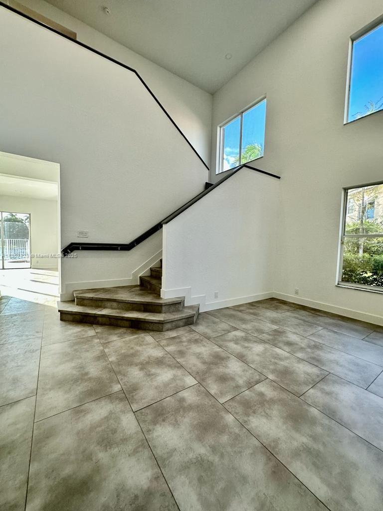 SECTOR 7-PARCEL Q - Residential