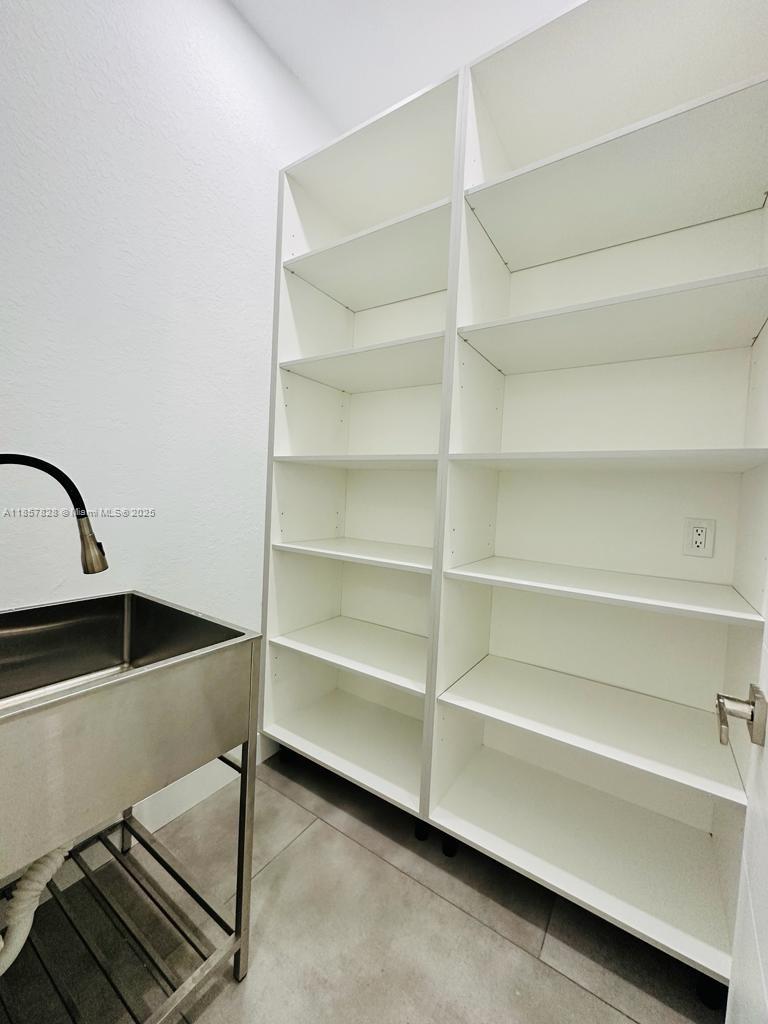 SECTOR 7-PARCEL Q - Residential