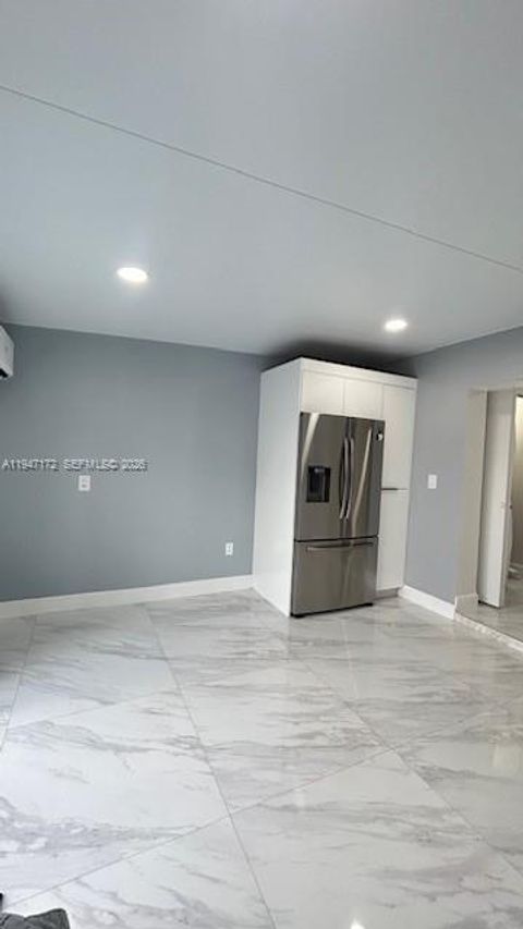 2346 W 68th St 5-1 Hialeah FL 33016