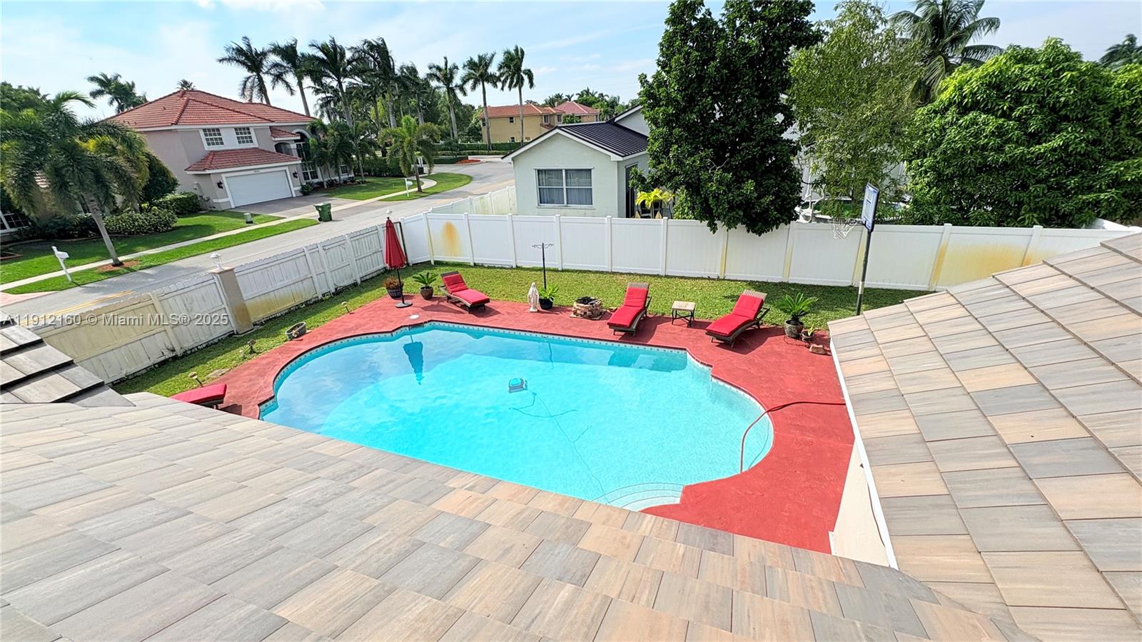 SILVER LAKES AT PEMBROKE - Residential