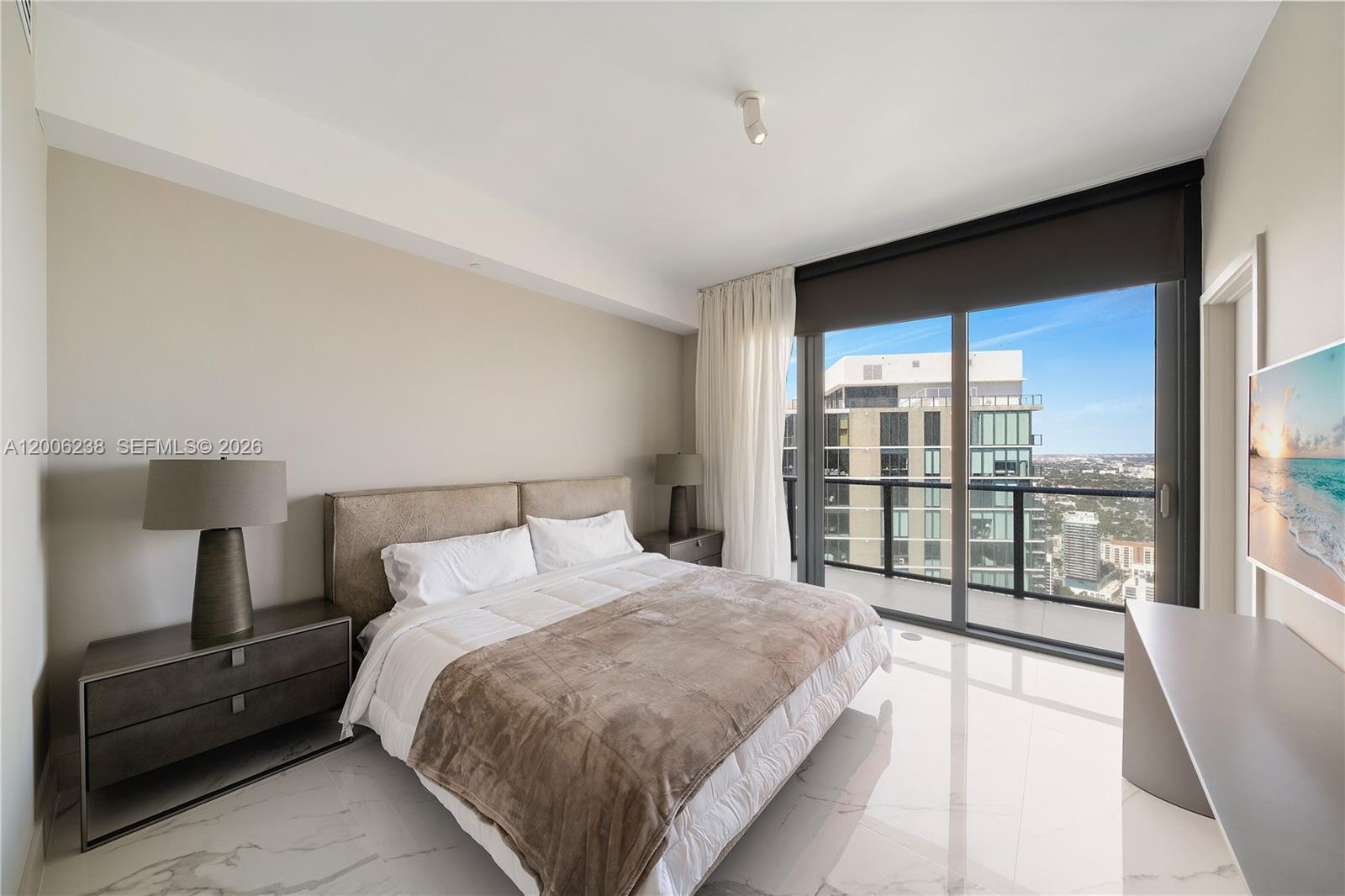 ONE PARAISO CONDO - Residential