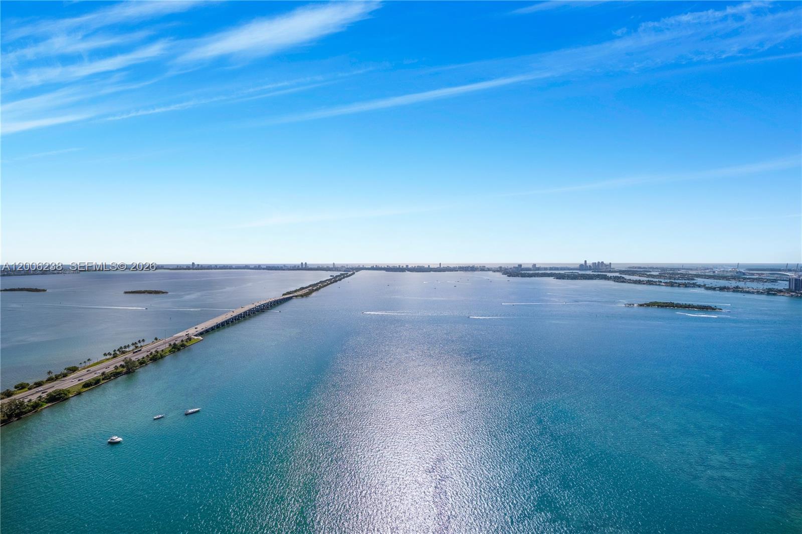 ONE PARAISO CONDO - Residential