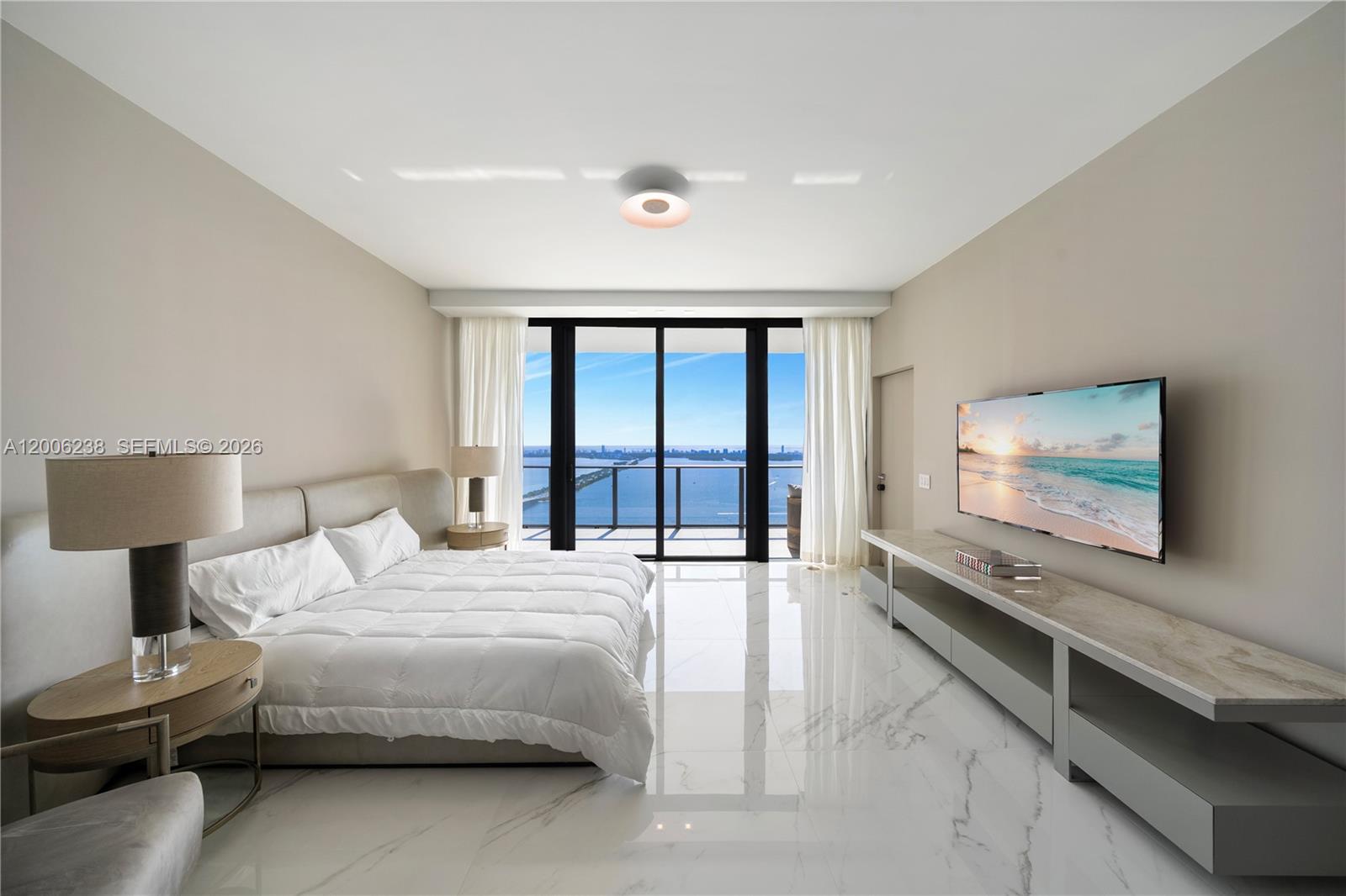 ONE PARAISO CONDO - Residential