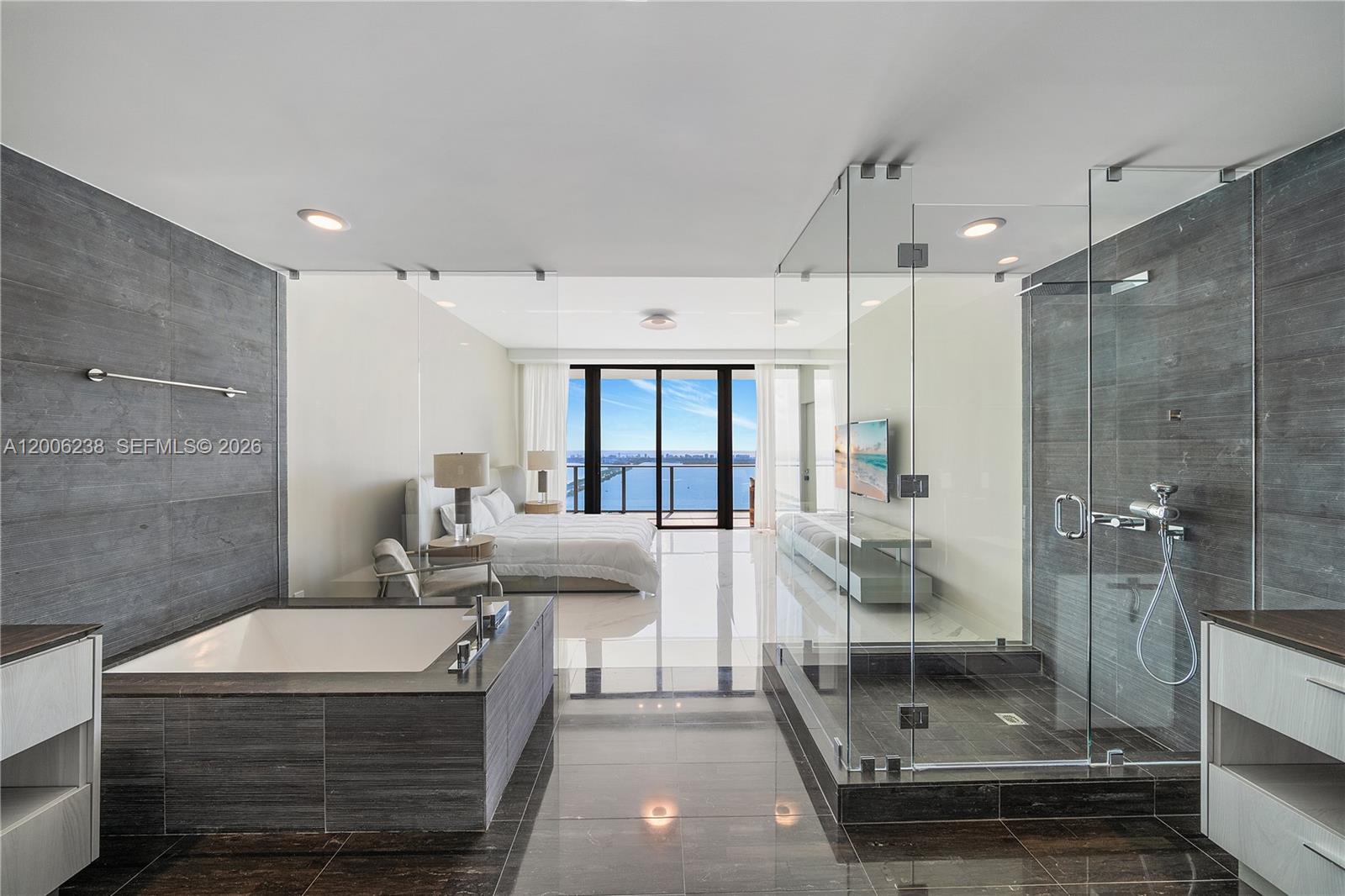 ONE PARAISO CONDO - Residential