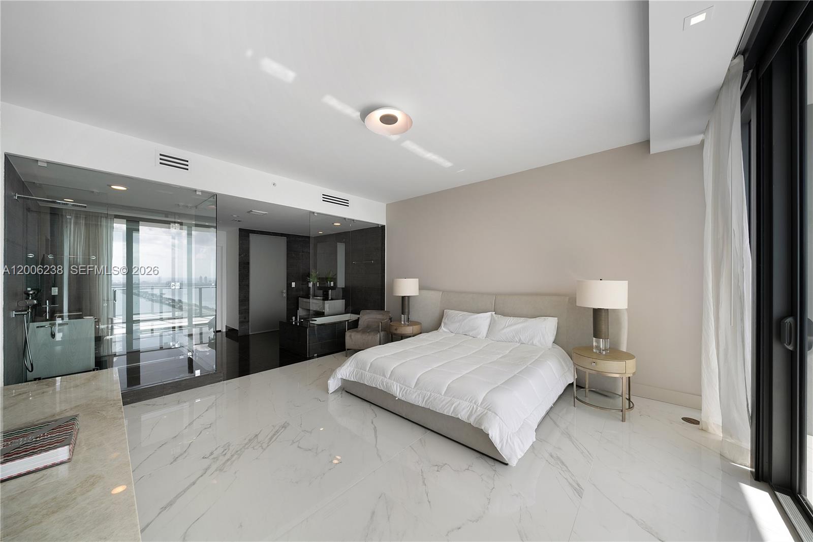 ONE PARAISO CONDO - Residential