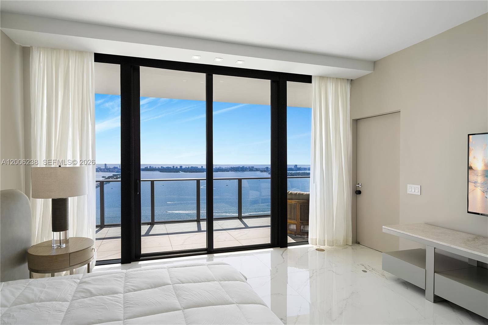 ONE PARAISO CONDO - Residential