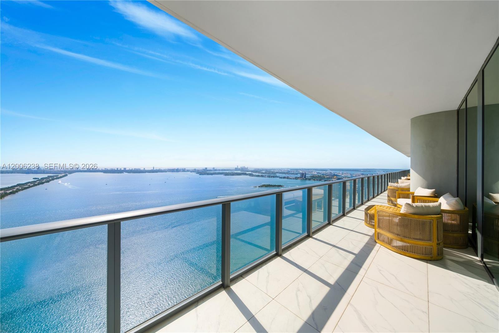 ONE PARAISO CONDO - Residential