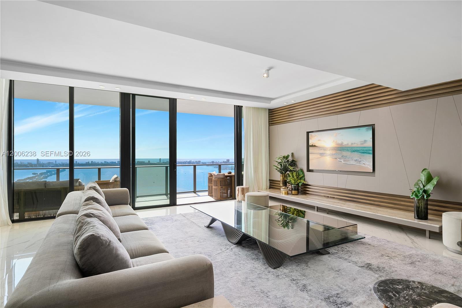 ONE PARAISO CONDO - Residential