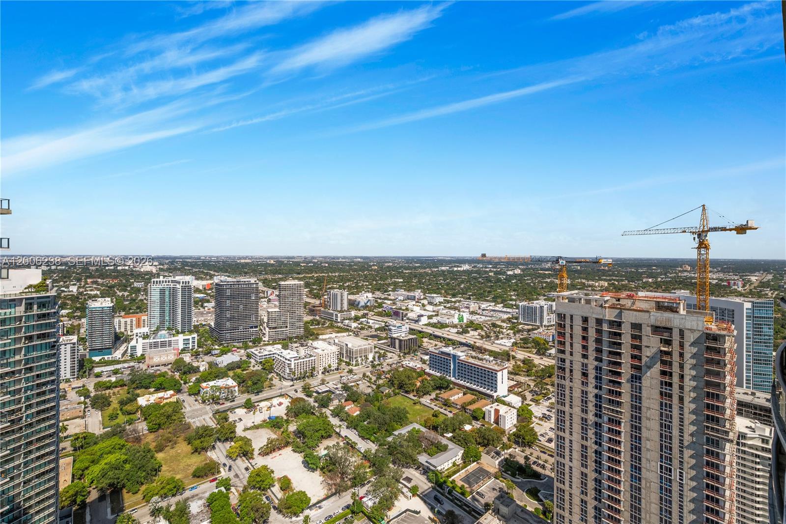 ONE PARAISO CONDO - Residential