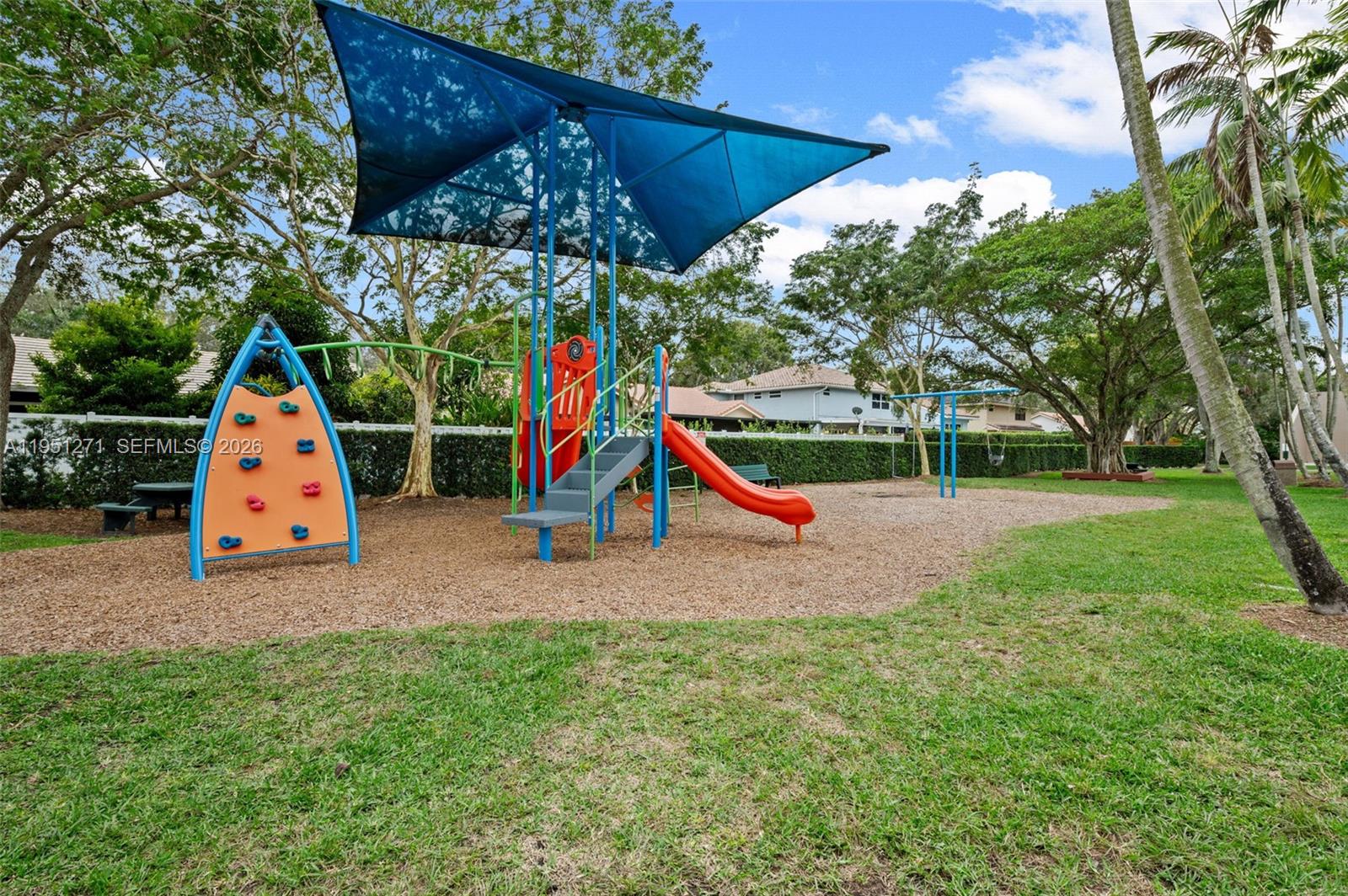 EMBASSY LAKES PHASE II - Residential