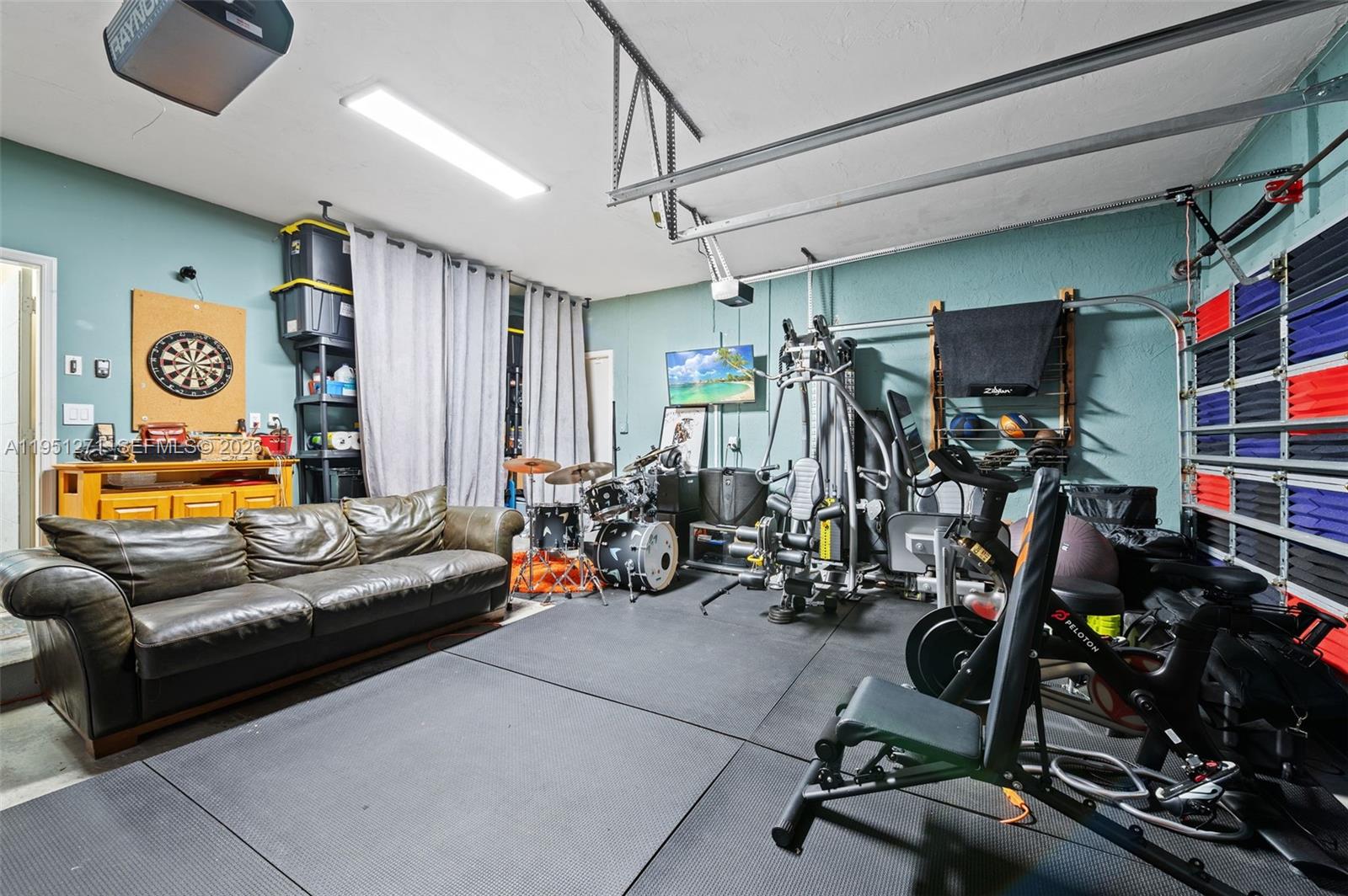 EMBASSY LAKES PHASE II - Residential