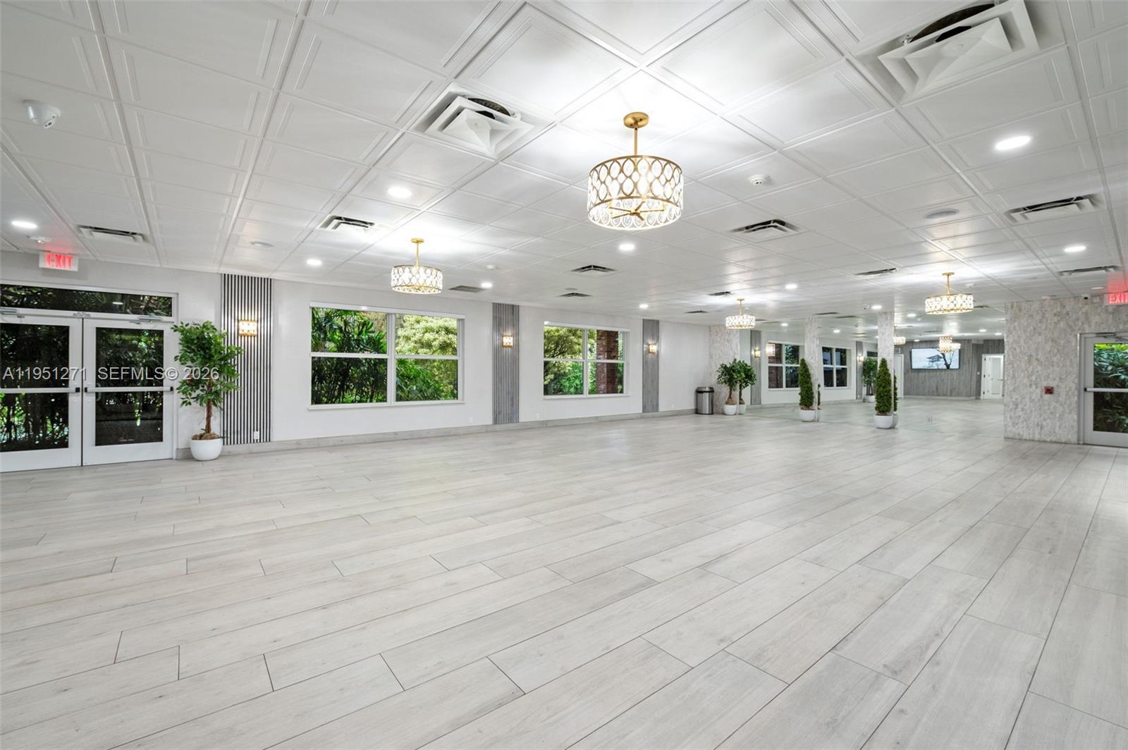 EMBASSY LAKES PHASE II - Residential