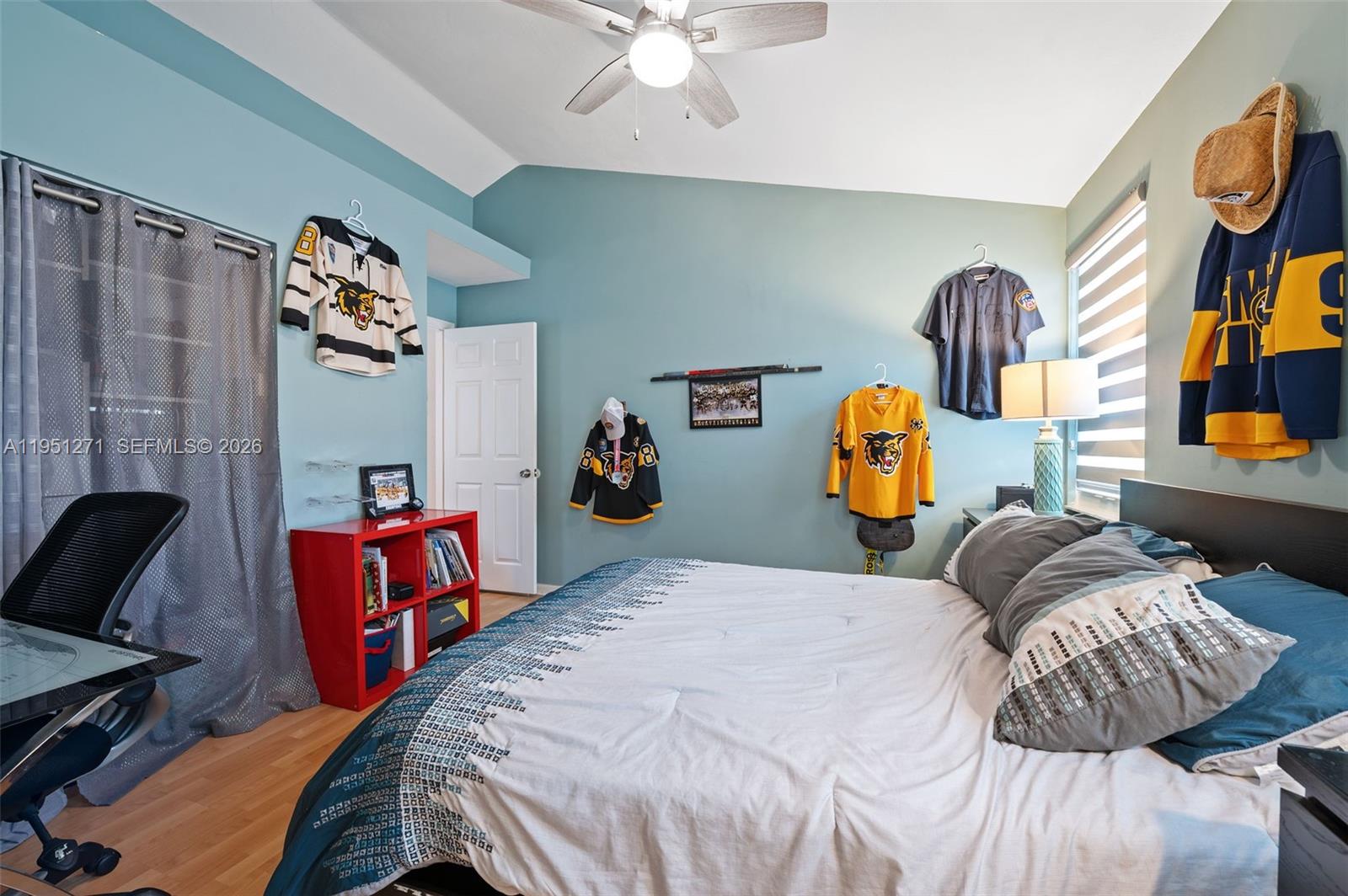 EMBASSY LAKES PHASE II - Residential