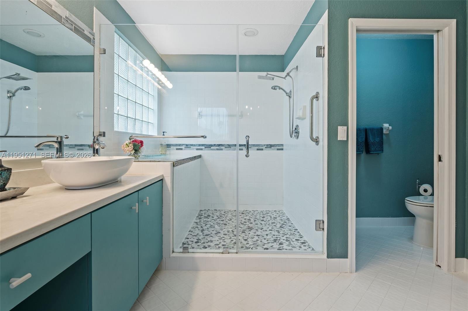 EMBASSY LAKES PHASE II - Residential