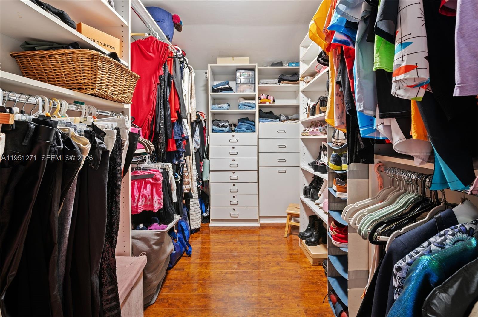 EMBASSY LAKES PHASE II - Residential