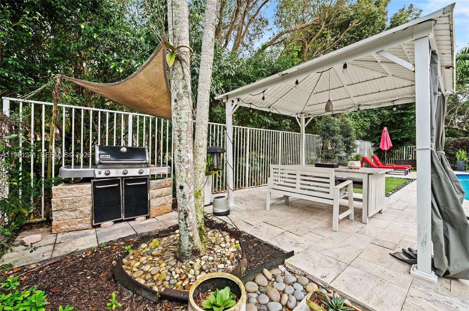 EMBASSY LAKES PHASE II - Residential