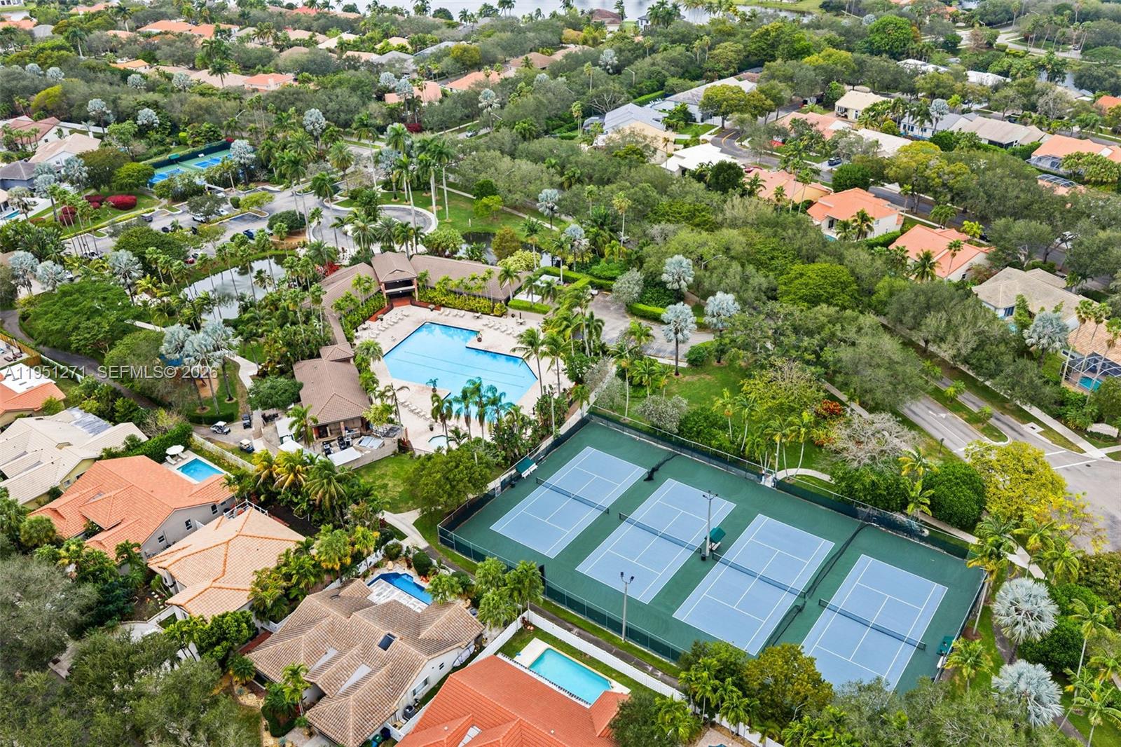 EMBASSY LAKES PHASE II - Residential