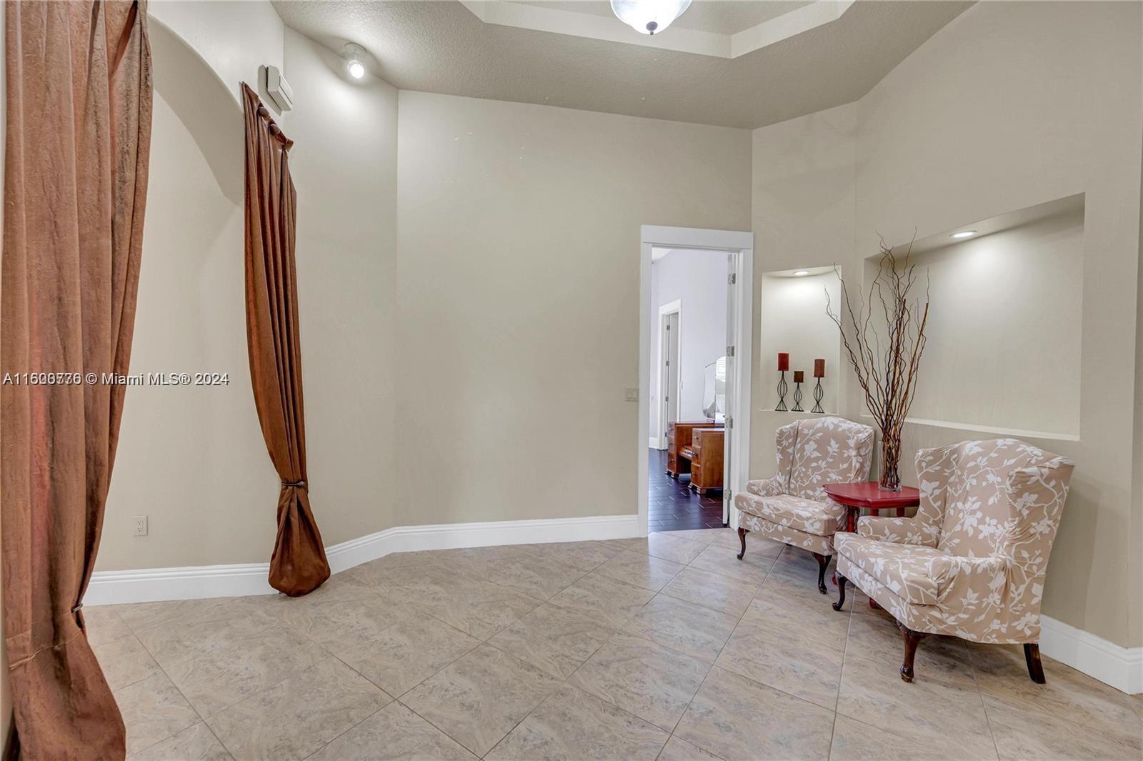 North Kendall Ranch Estate - Residential