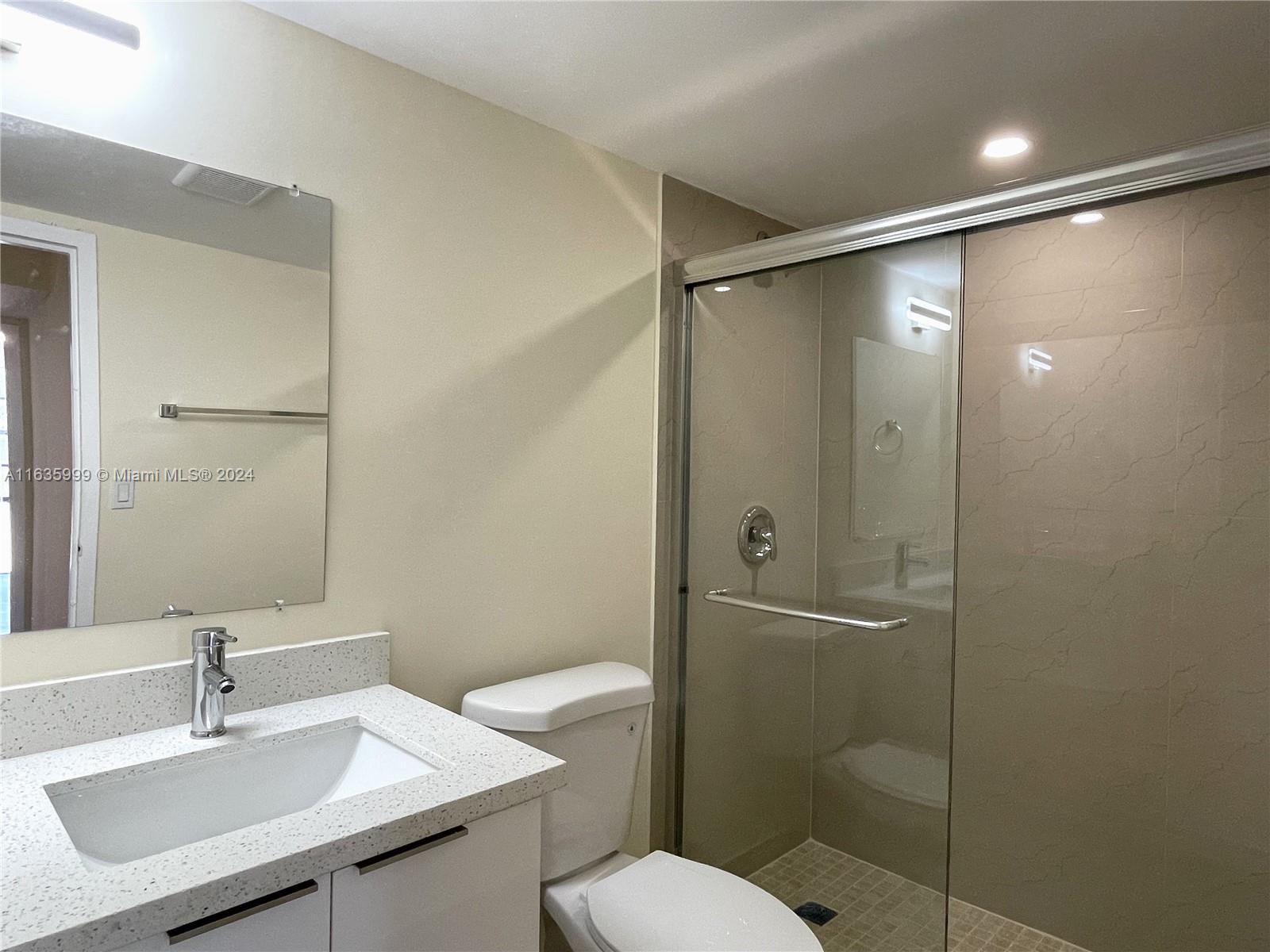 WOODSIDE APTS CONDO - Residential Lease