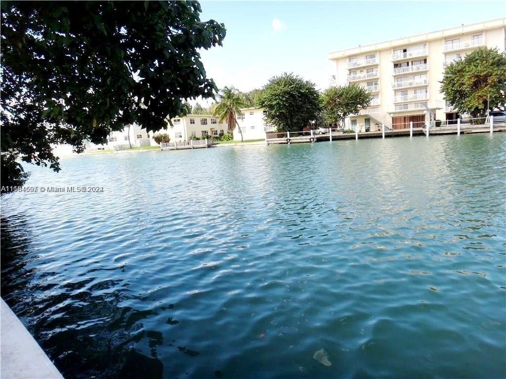 MARSEILLES CONDO - Residential