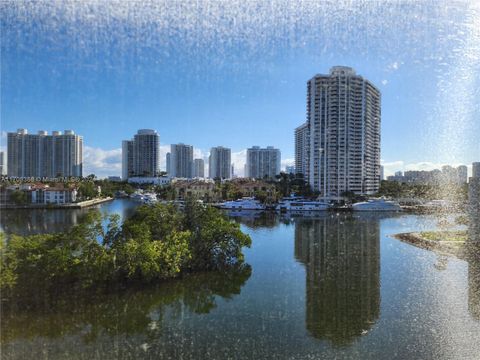 A home in Aventura