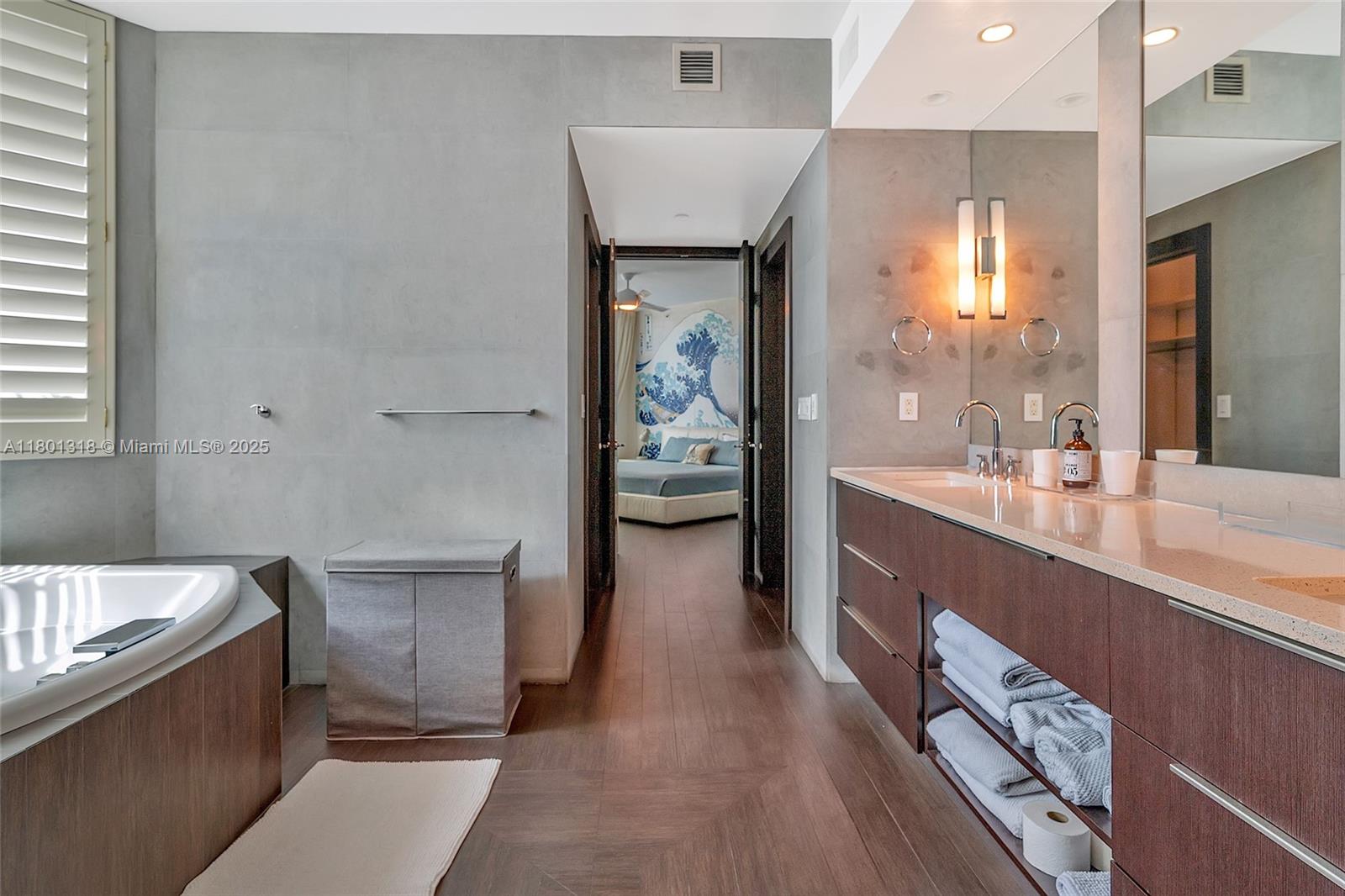 PORTOFINO TOWER CONDO - Residential Lease