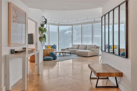 300 S Pointe Dr 403 Miami Beach FL 33139