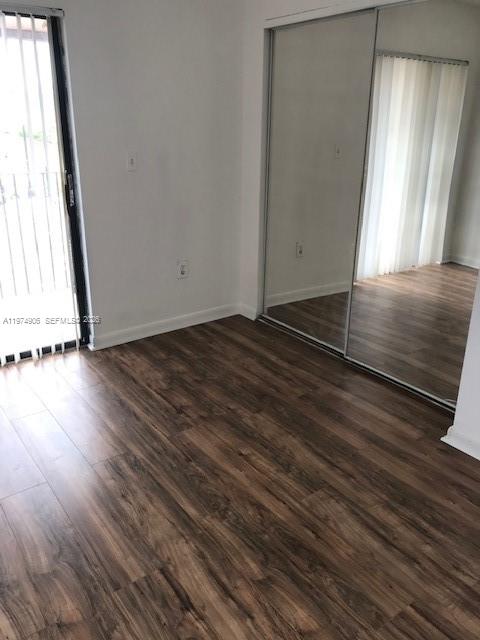 WESTLAND VILLAGE CONDO V - Residential