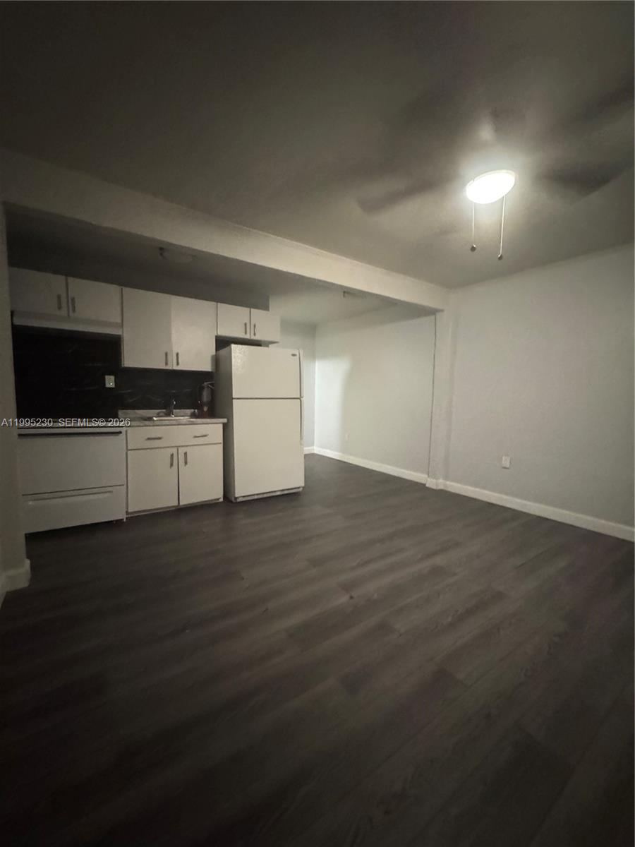 OHIO PARK - Residential Lease