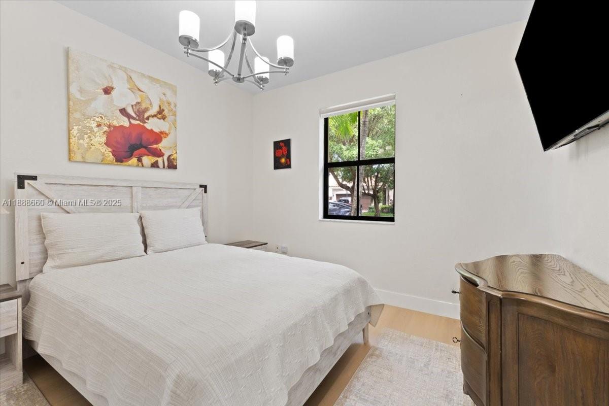 VENETIAN PARC WEST - Residential