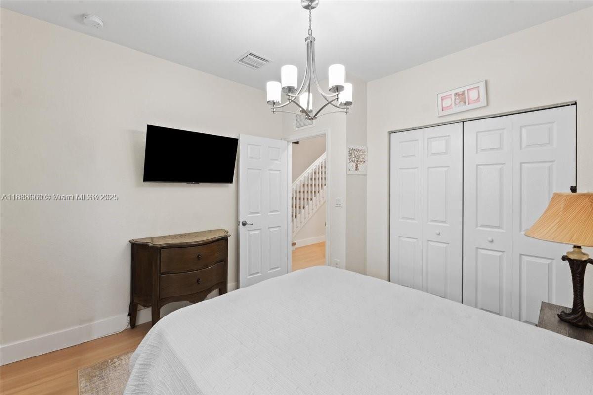 VENETIAN PARC WEST - Residential