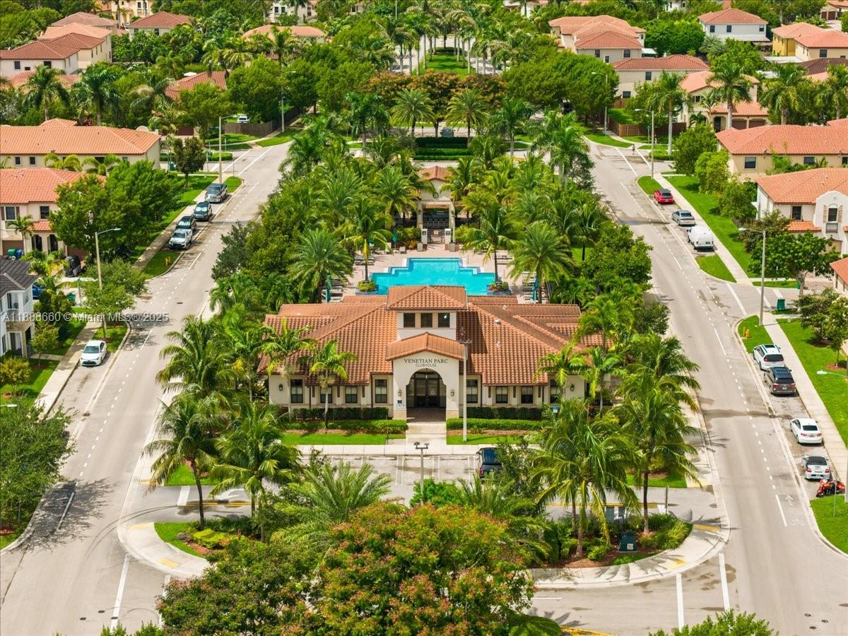 VENETIAN PARC WEST - Residential