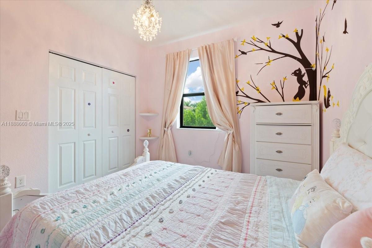 VENETIAN PARC WEST - Residential