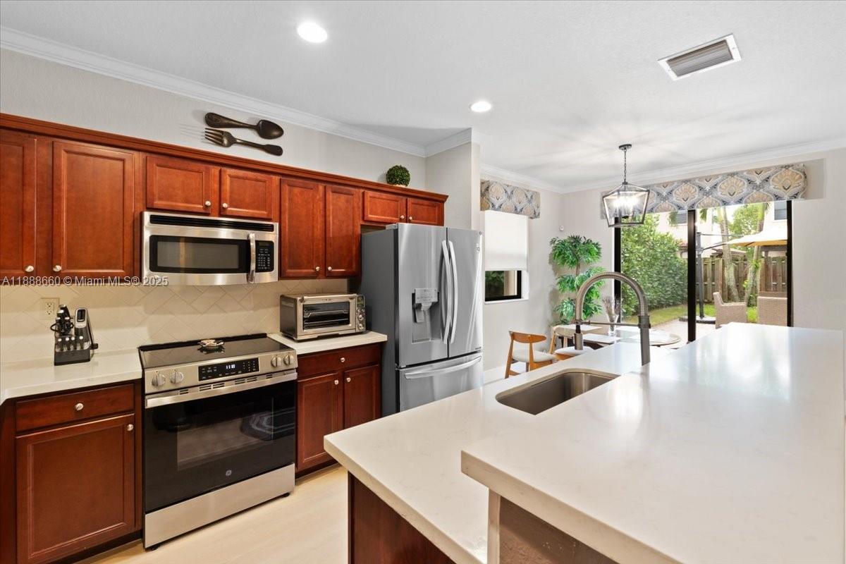 VENETIAN PARC WEST - Residential