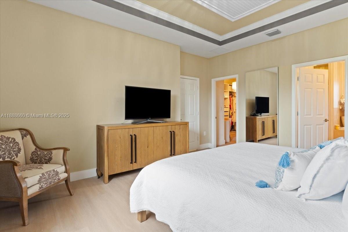 VENETIAN PARC WEST - Residential