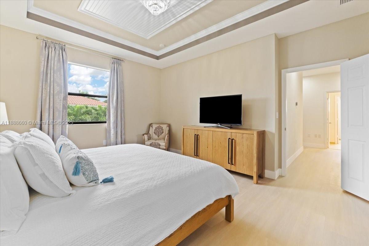 VENETIAN PARC WEST - Residential