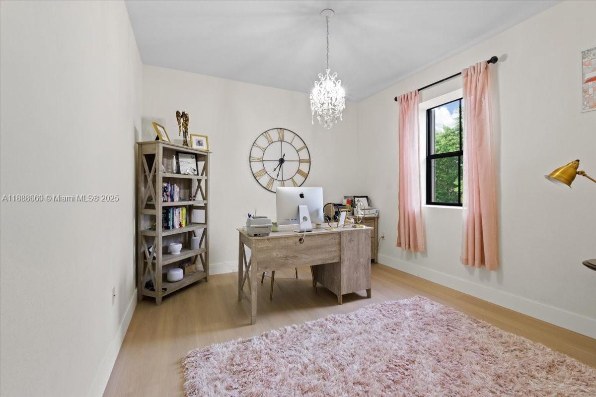 VENETIAN PARC WEST - Residential