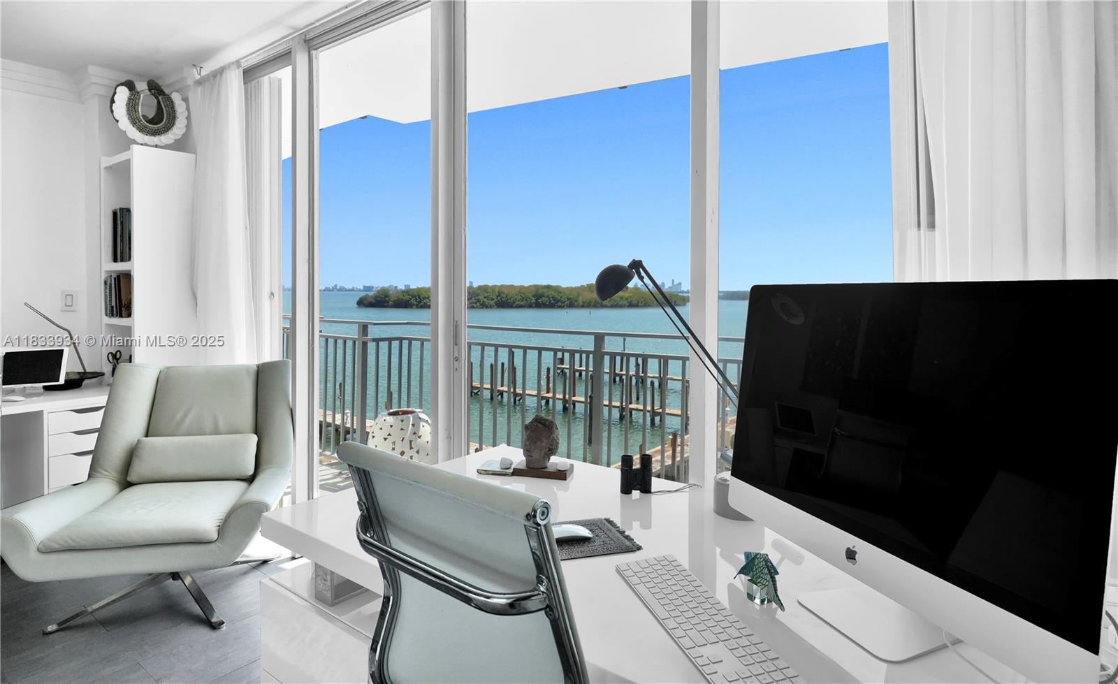 PALM BAY CONDOMINIUM - Residential