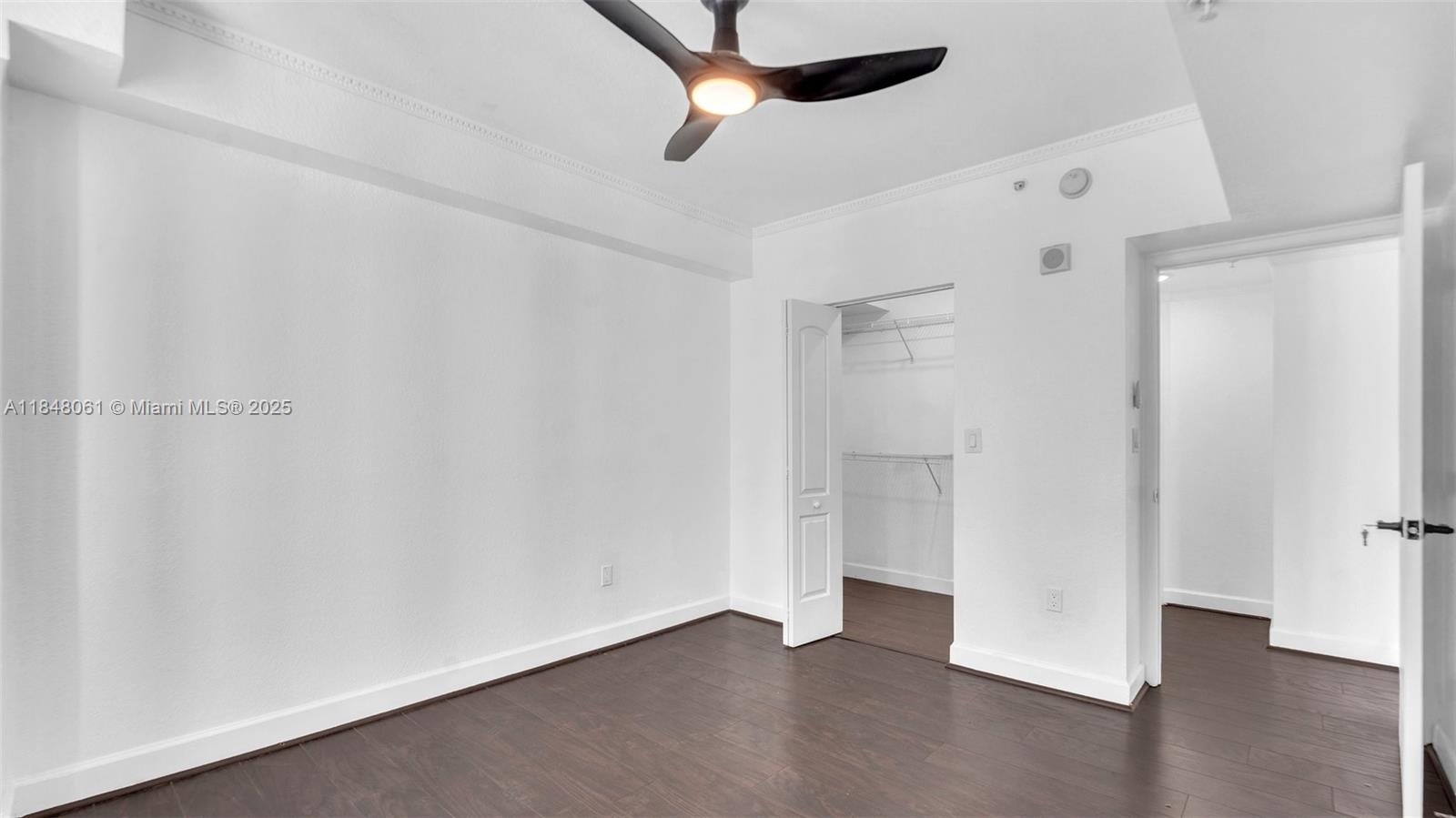 RADIUS CONDO - Residential