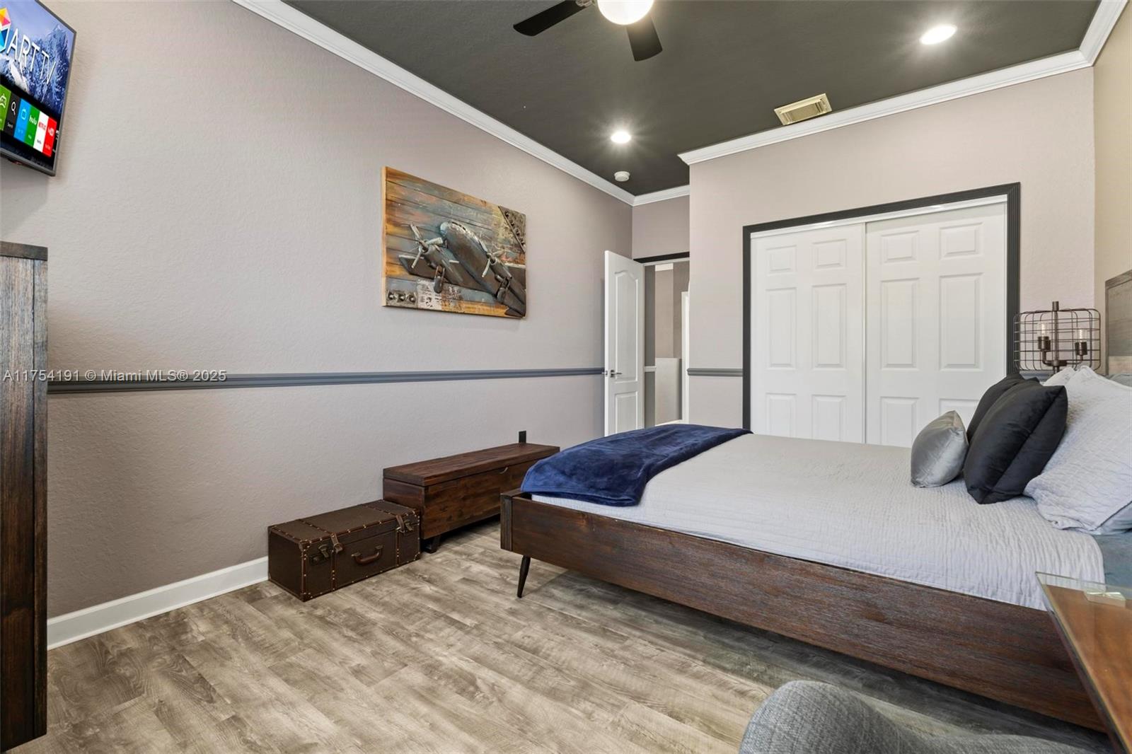 CRESTVIEW LAKES 1ST ADDN - Residential