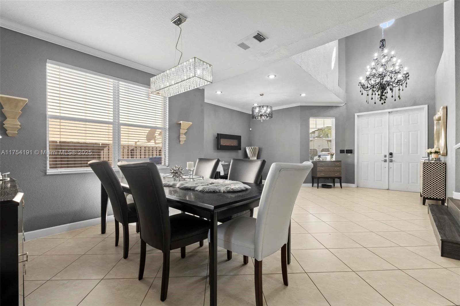 CRESTVIEW LAKES 1ST ADDN - Residential
