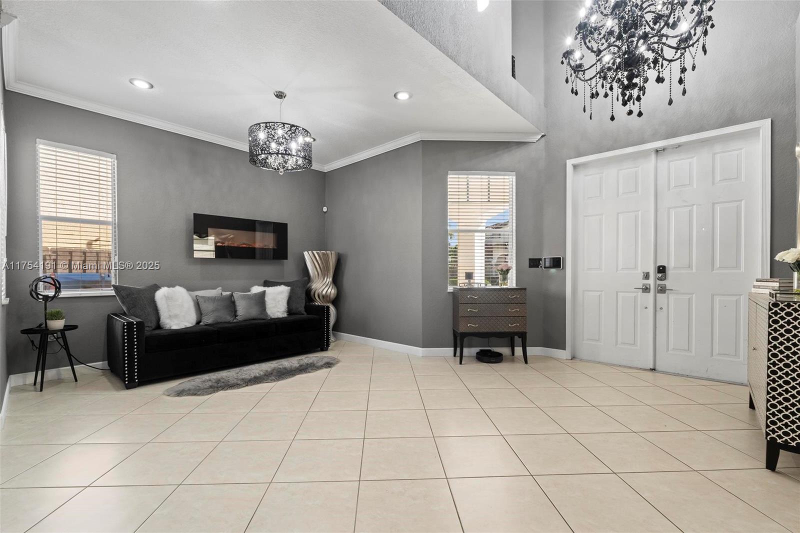 CRESTVIEW LAKES 1ST ADDN - Residential
