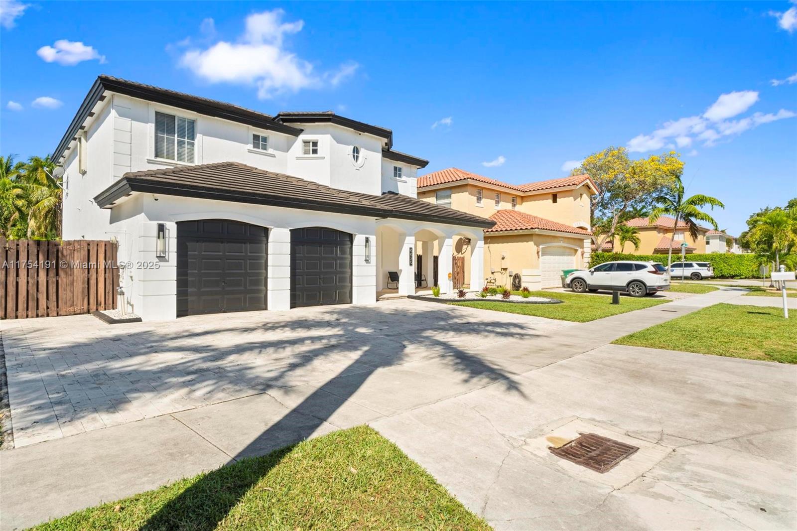 CRESTVIEW LAKES 1ST ADDN - Residential