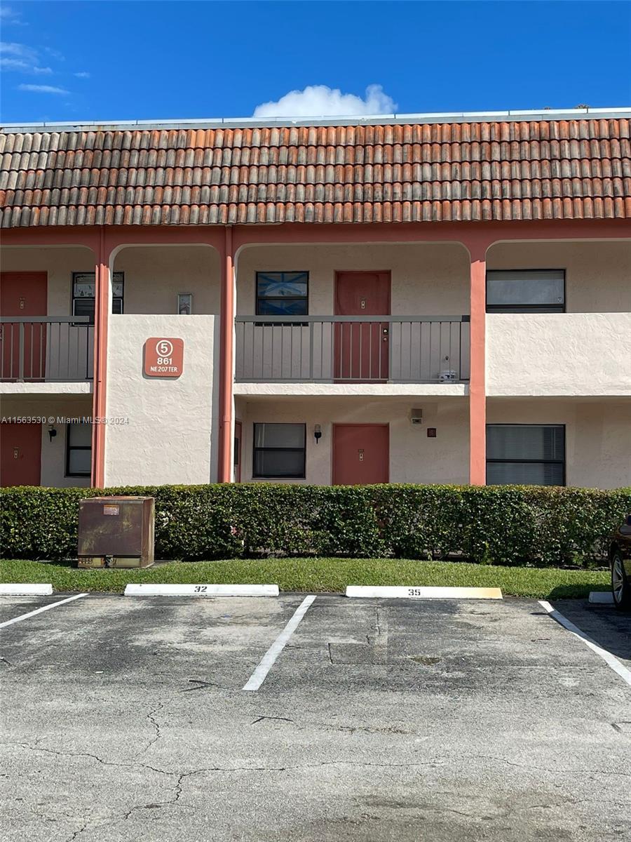 Rental Property at 861 Ne 207th Ter 5-104, Miami, Broward County, Florida - Bedrooms: 2 
Bathrooms: 2  - $2,200 MO.
