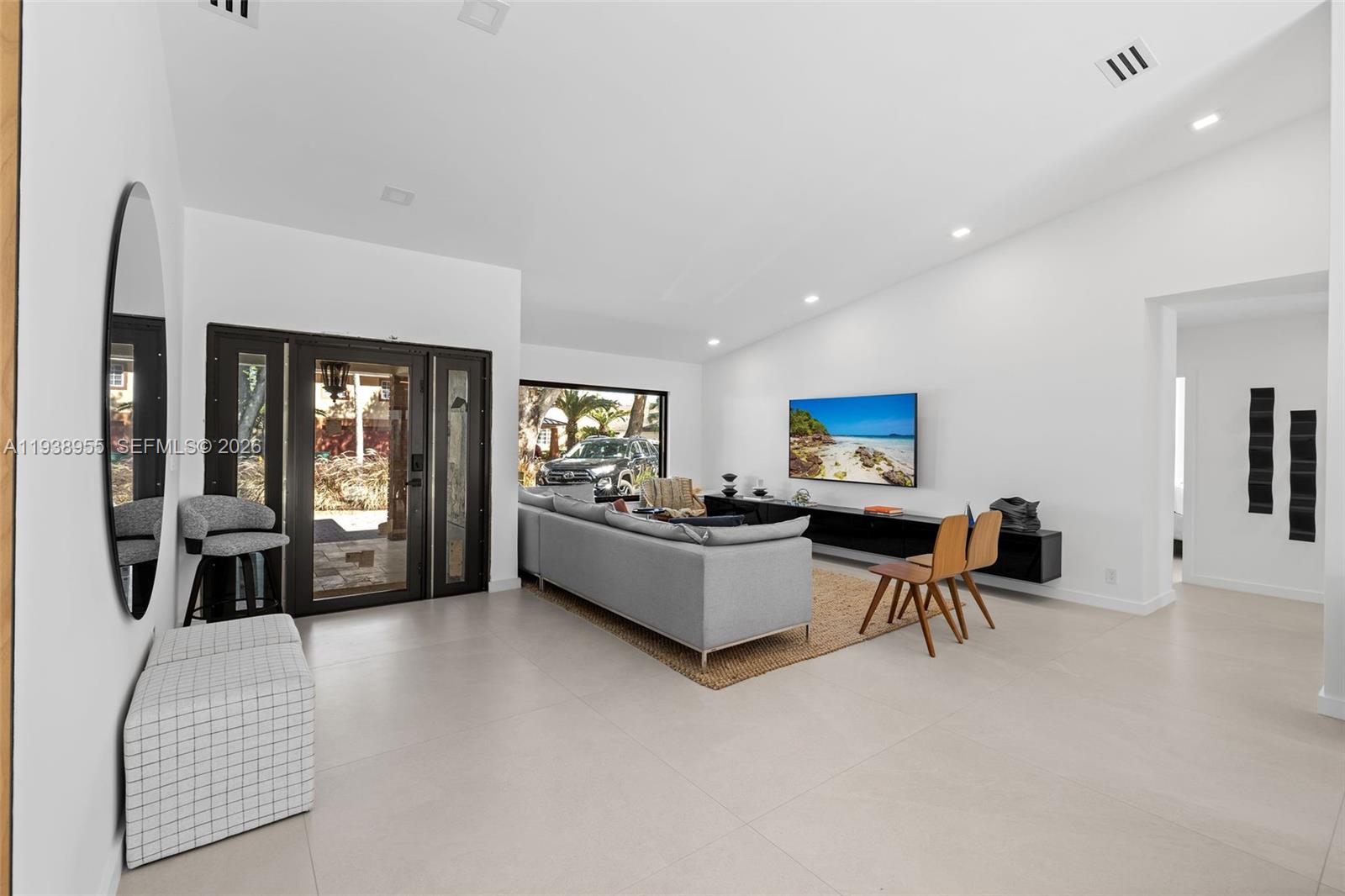 ROYAL OAKS - Residential