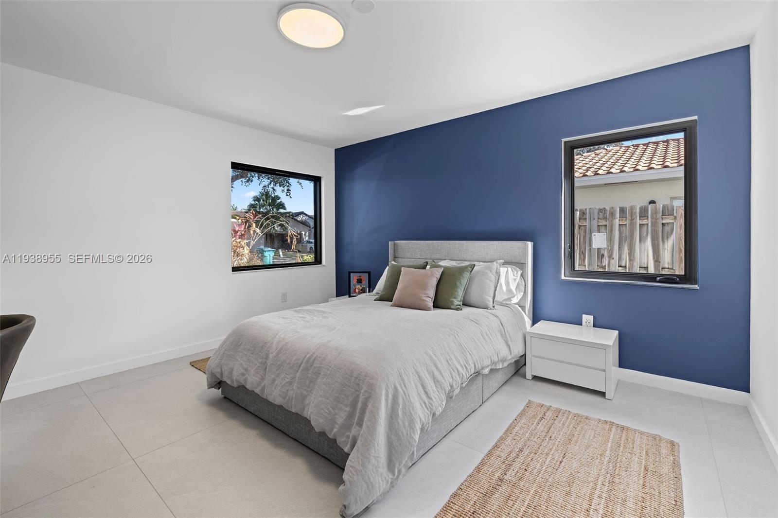 ROYAL OAKS - Residential