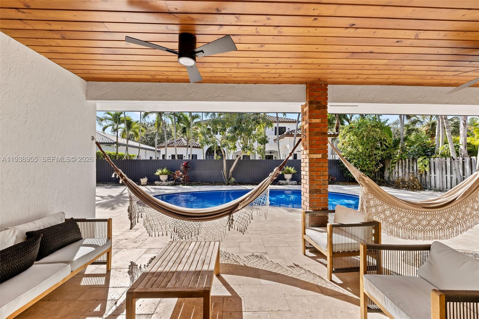 ROYAL OAKS - Residential