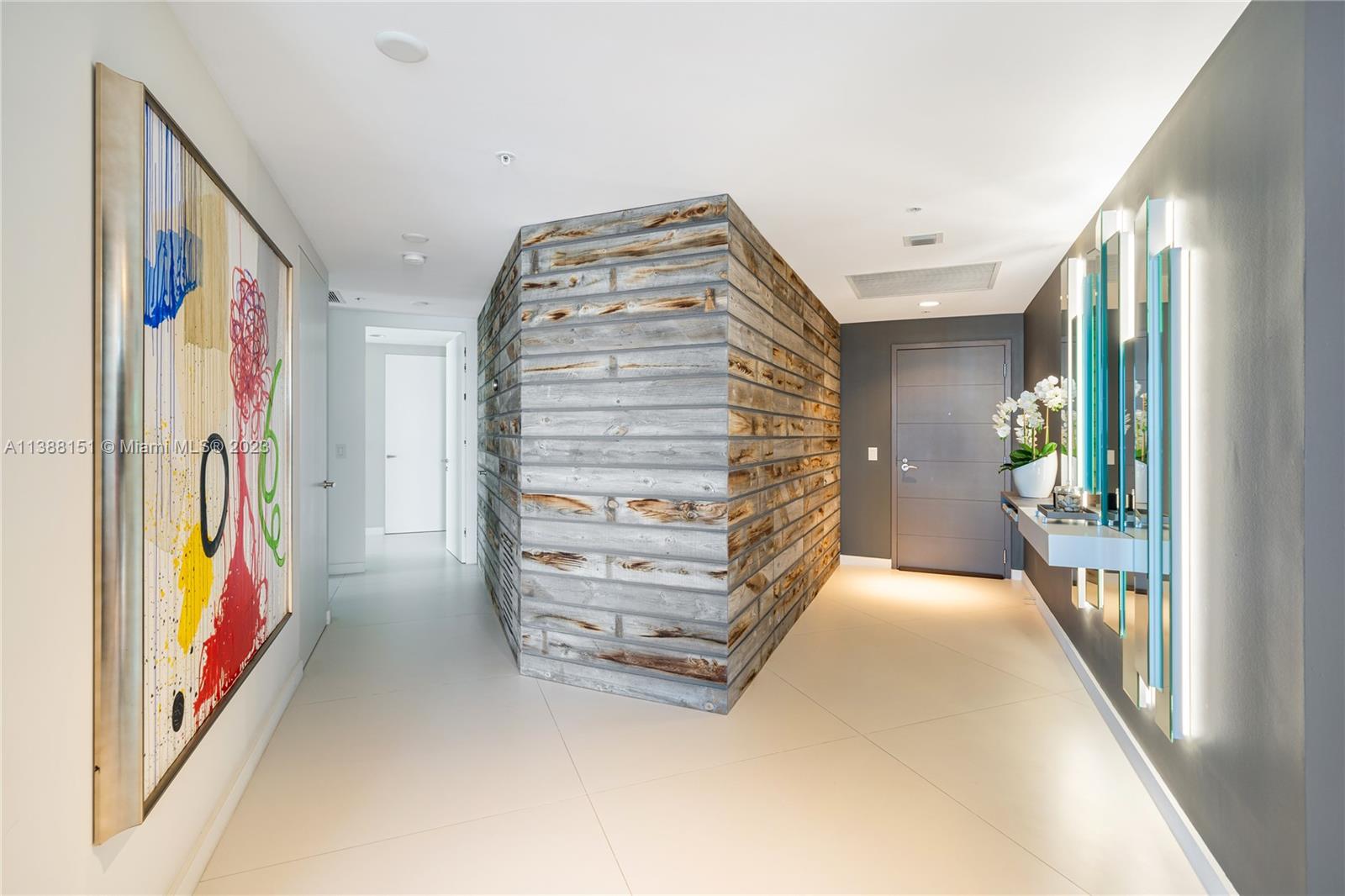 MARINA PALMS RESIDENCES N - Residential